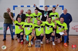 Команда КГУ по мини-футболу - лучшая в Костроме!