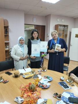 В ИПП успешно прошли стажировку преподаватели из Узбекистана