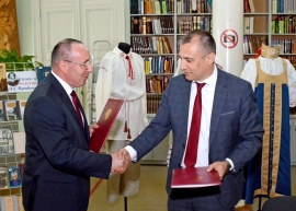 В КГУ подписали соглашение о сотрудничестве с белорусскими учеными