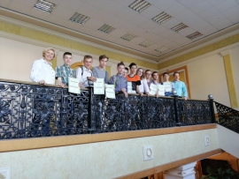 Ученики многопредметной школы для одаренных школьников при КГУ получили удостоверения